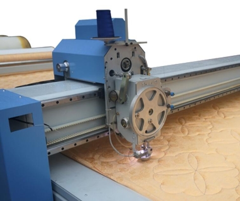 Automatische het voeden enige naald het watteren machine voor combinatieontwerpen